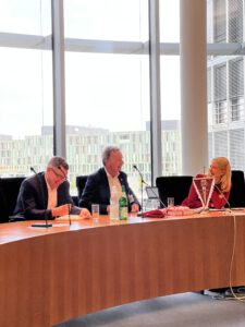 Read more about the article Der FCK im Bundestag 