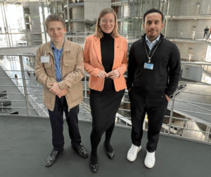 Mehr über den Artikel erfahren Junge Menschen im Parlament